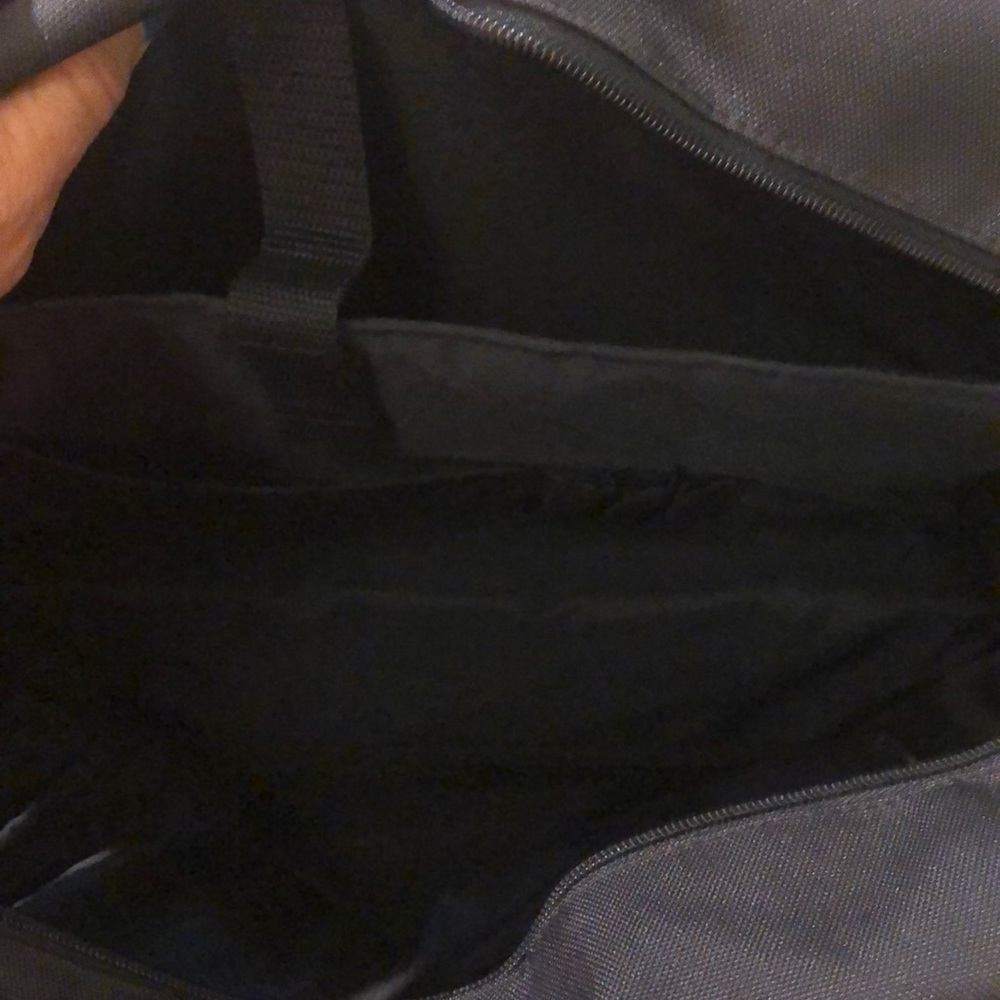 Adidas 2010 FIFA World Cup bag - Picture 6 of 7